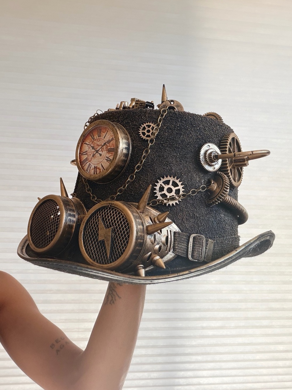 Steampunk Industrial Top Hat with Clock & Goggles – Handmade Statement Piece - Picture 4 of 15